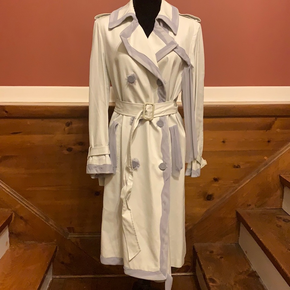 - NWOT Martin Margiela Trench -